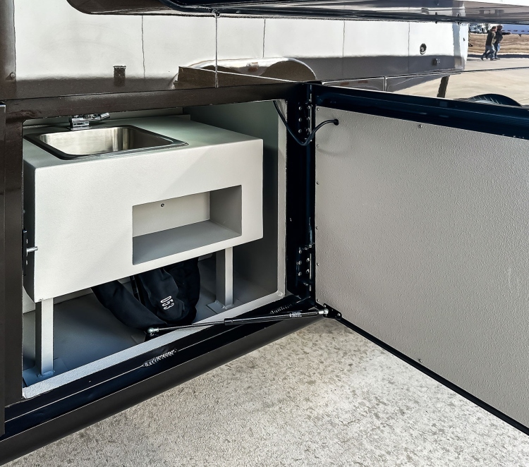 35-c2203-sink-grill-cooler