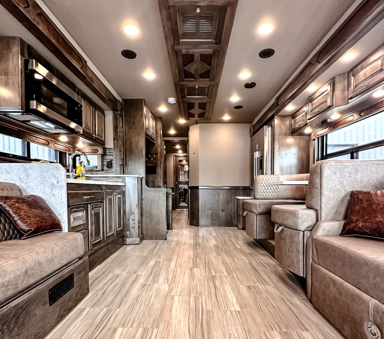 38-c2203-living-area