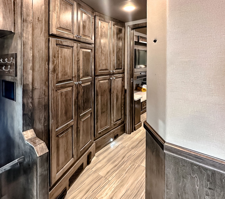 45-c2203-living-area
