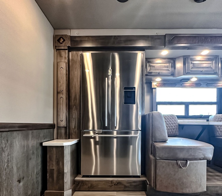 62-c2203-kitchen