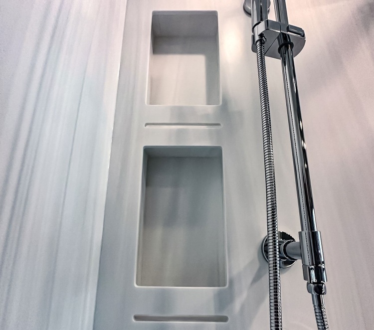 80-c2203-master-bathroom