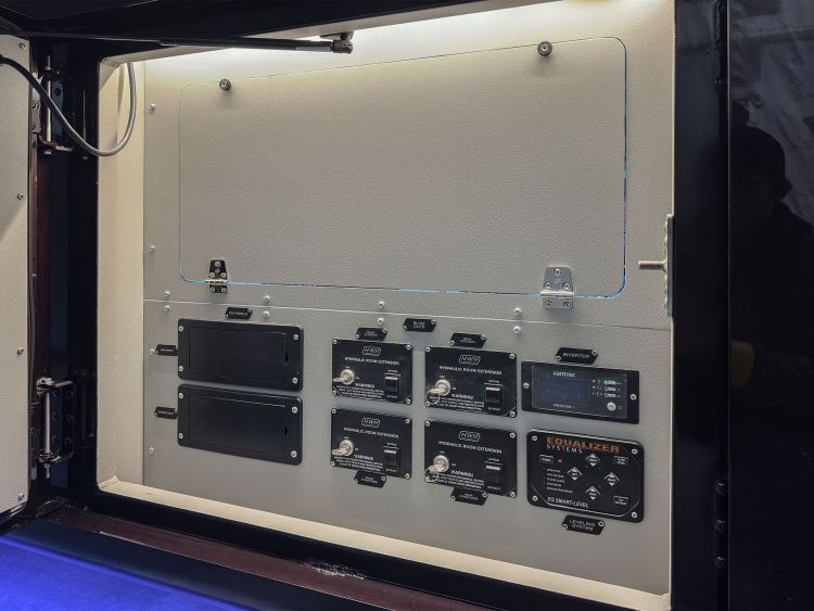 27-C2301-electrical-bays