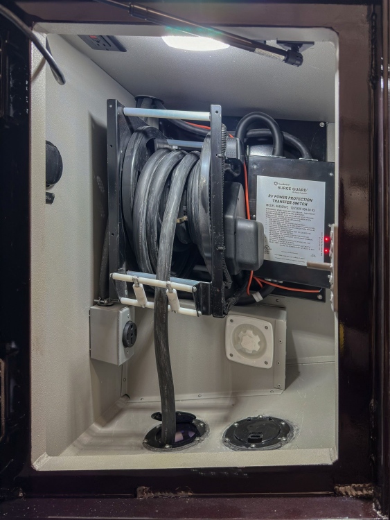 29-C2301-electrical-bays