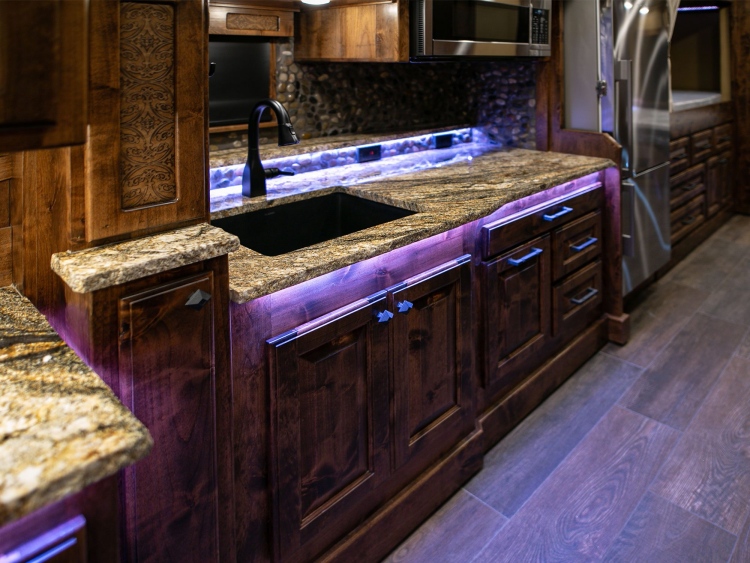 61-C2301-kitchen