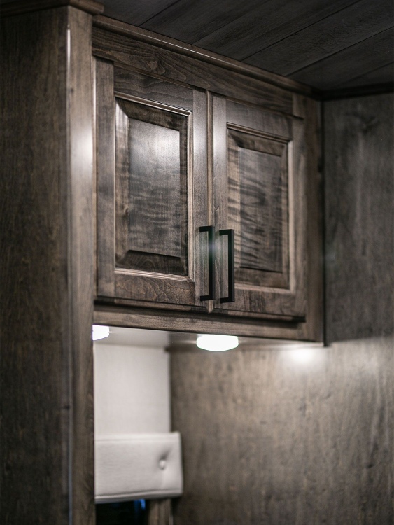 41-c2302-living-area