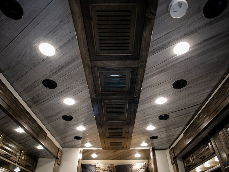 49-c2302-living-area