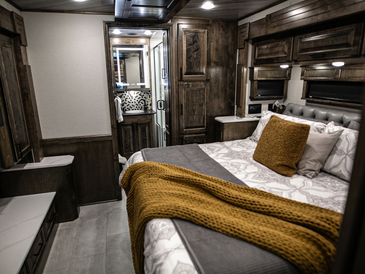 72-c2302-master-bedroom