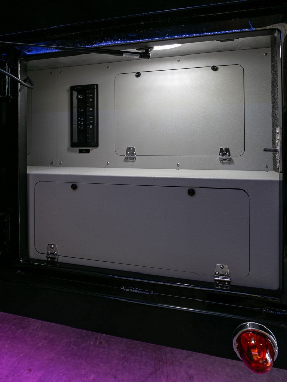 21-c2304-electrical-bays