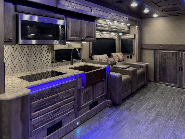 63-c2304-kitchen
