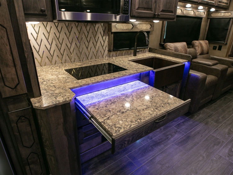 64-c2304-kitchen
