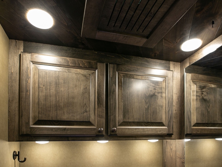 76-c2304-mid-bathroom