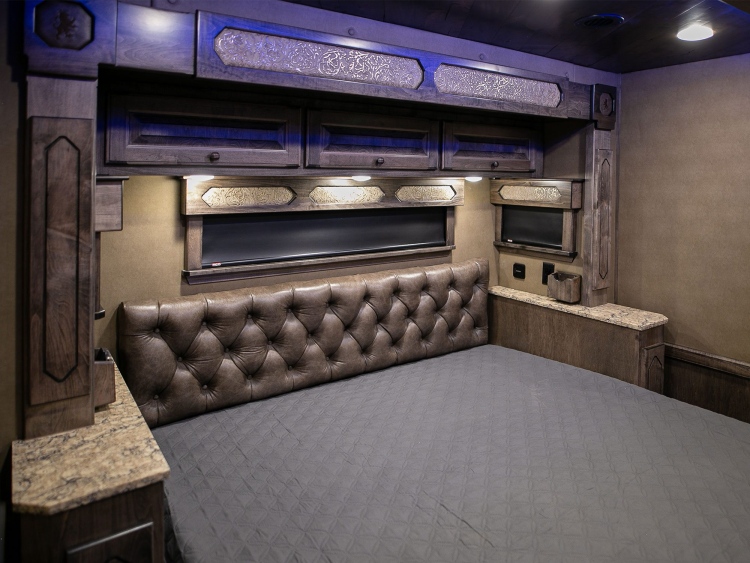 79-c2304-master-bedroom