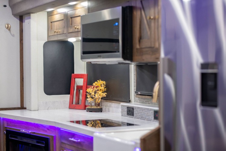 16-super-c-kitchen