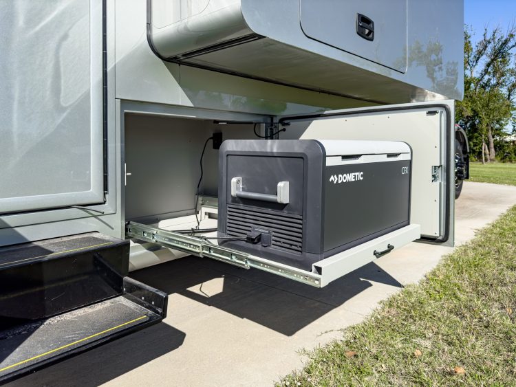 22-c2204-sink-grill-cooler