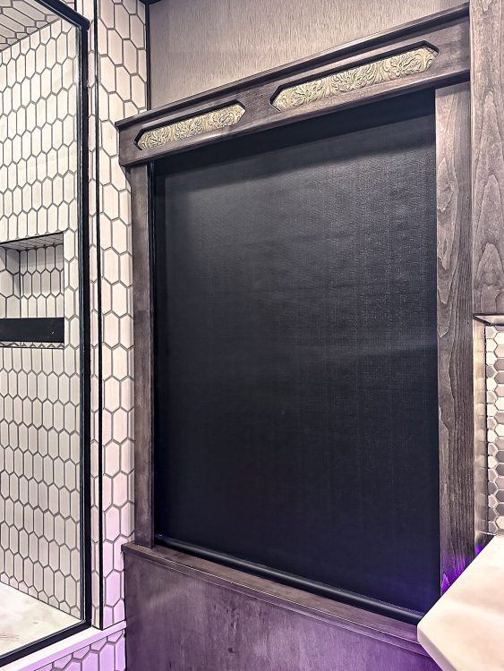 66-2204-master-bathroom