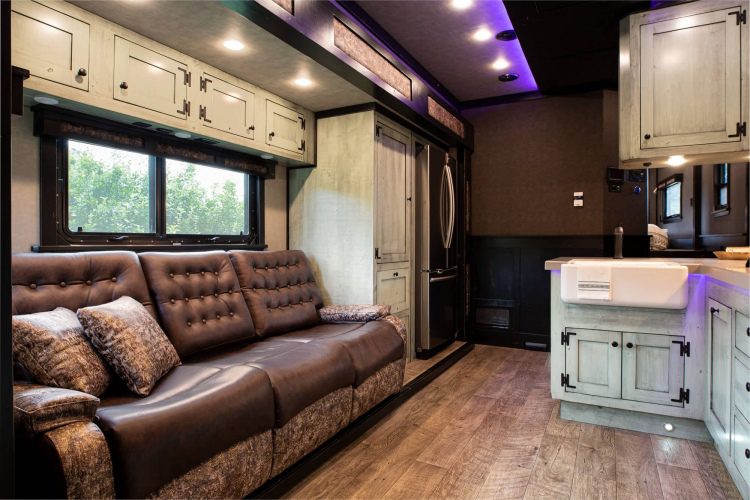 1492 Coachworks Toy Hauler Living Area Slide Out